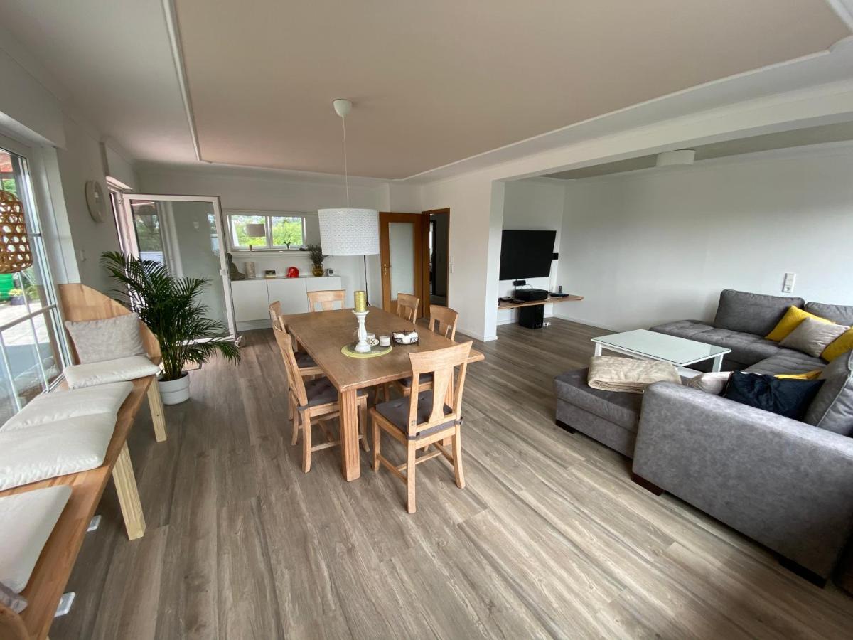 Apartment Haus Sonnenweg 6 Auf Der Sonnenseite Im Westerwald *