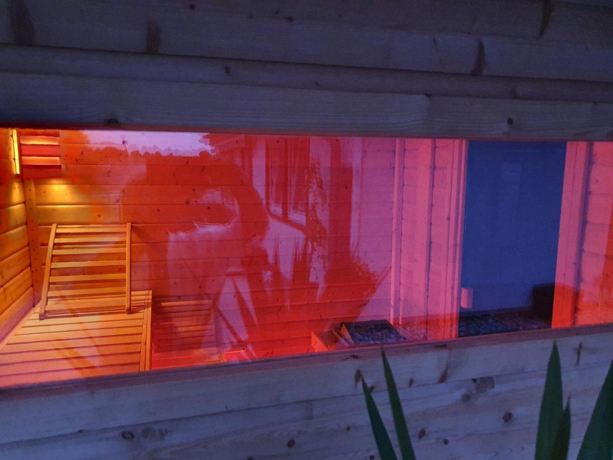 Haus Sonnenweg 6 Auf Der Sonnenseite Im Westerwald Apartment *